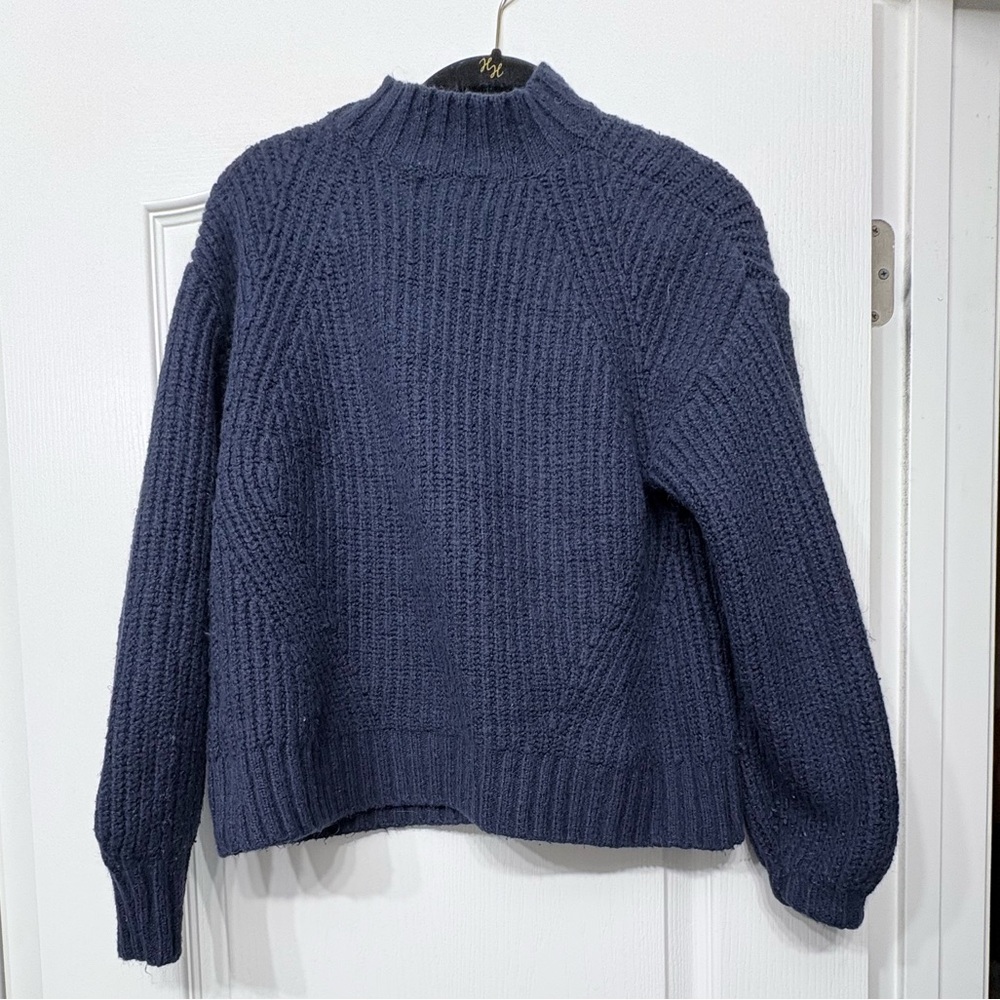 Old Navy Dark Blue Women's Turtleneck Sweater